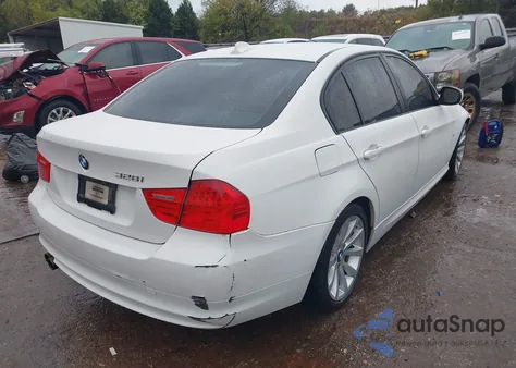 2011 BMW 328I из США, поврежденный, VIN WBAPH7G58BNN07510